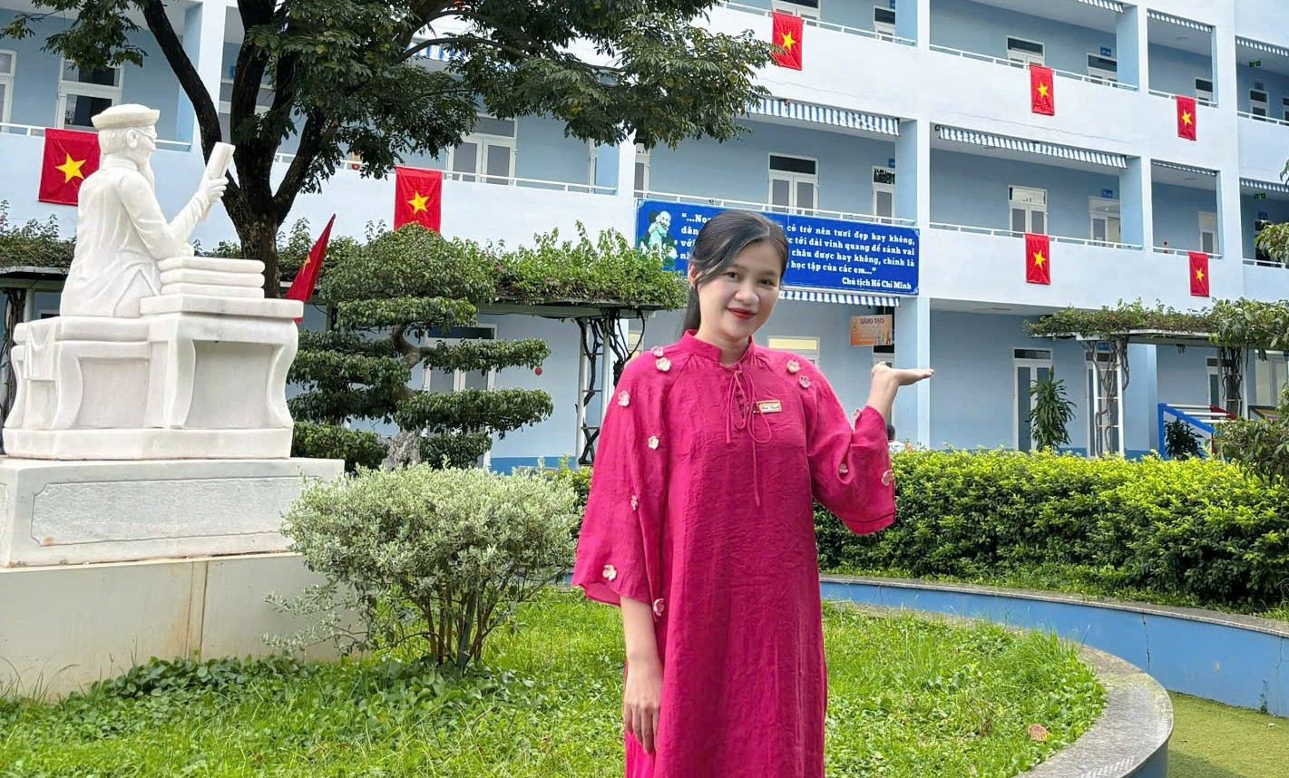 Cô Nguyễn Thị Minh Nguyệt - GV Toán