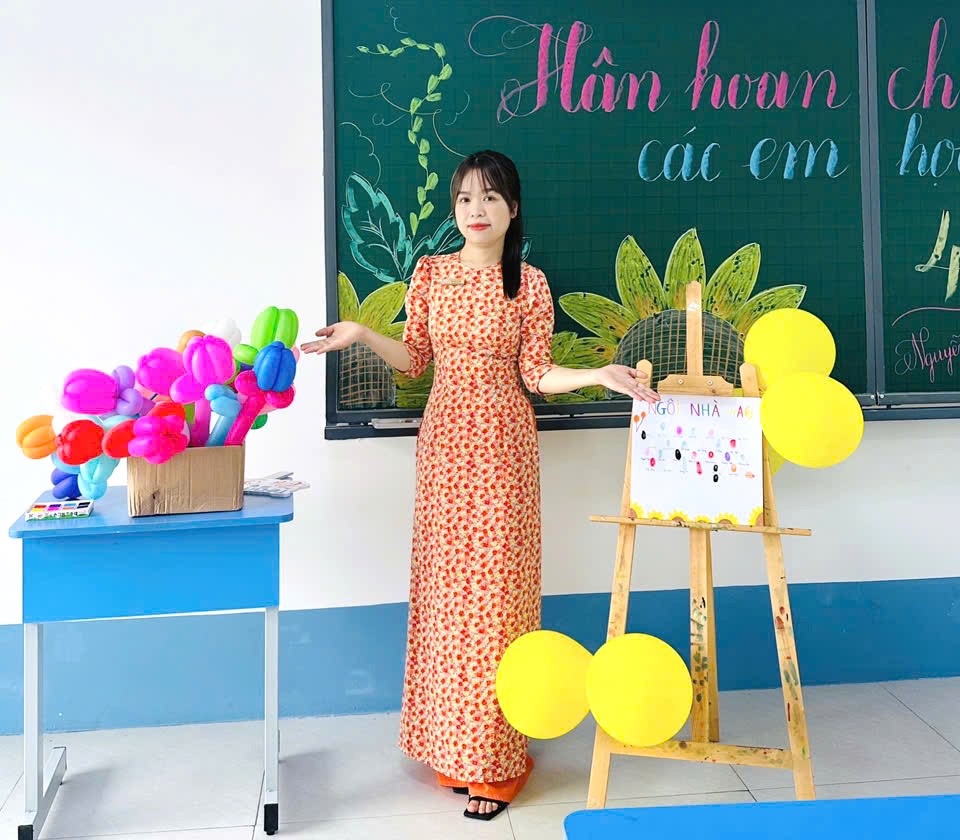 Cô Nguyễn Thị Vân - GV Tiểu học 