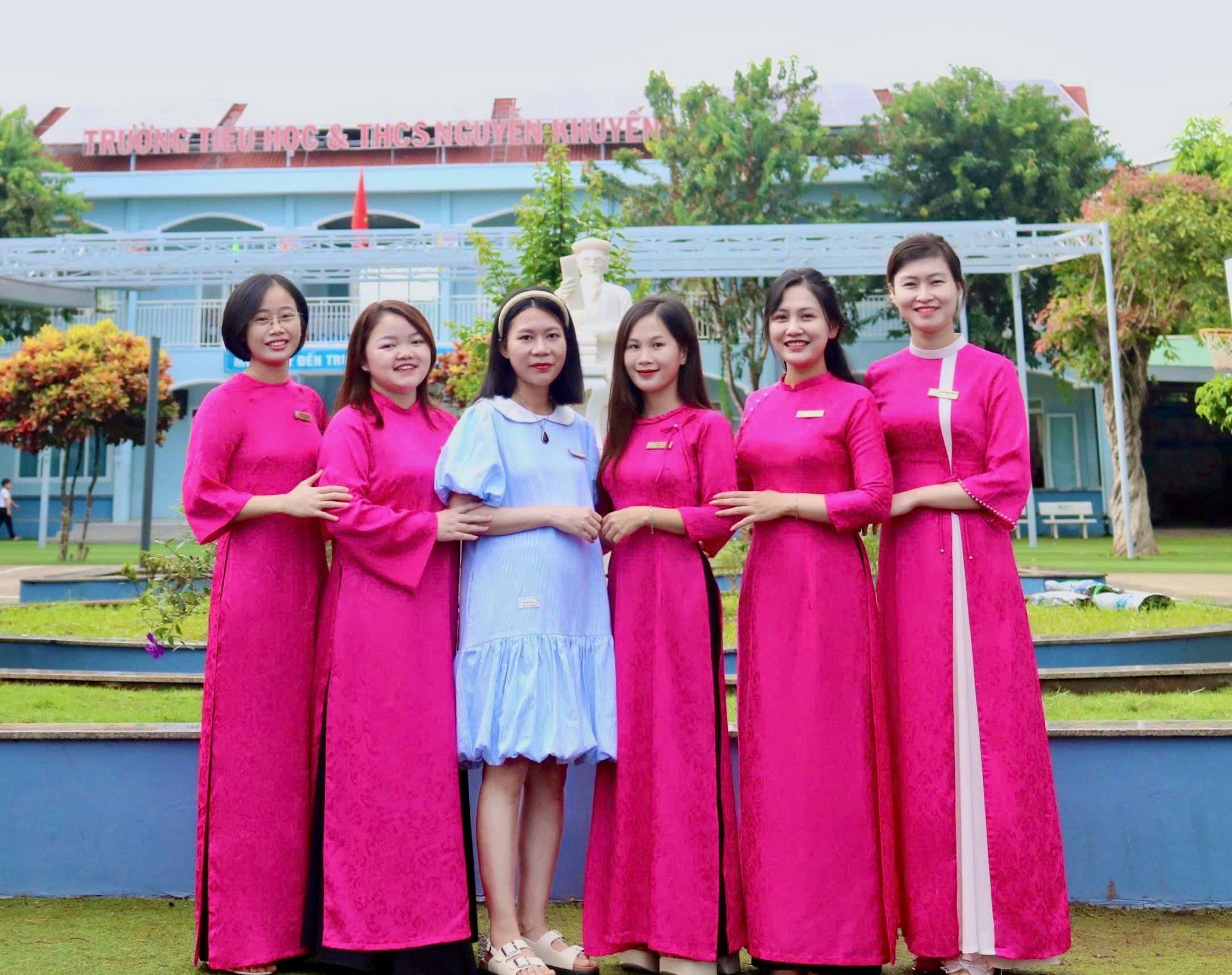 TỔ NGỮ VĂN – GDCD – LỊCH SỬ & ĐỊA LÍ