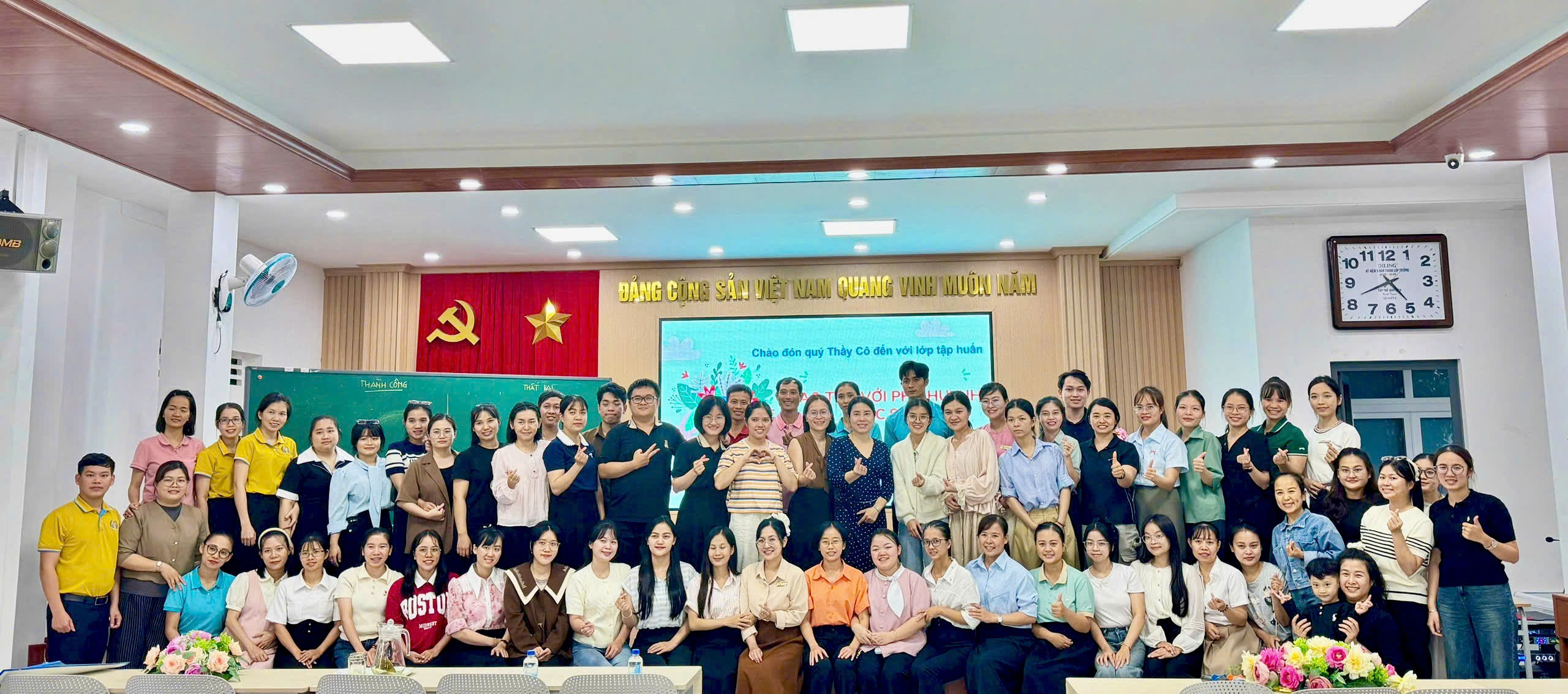 TẬP HUẤN NỘI BỘ 2025 – GẮN KẾT ĐỘI NGŨ, NÂNG TẦM CHẤT LƯỢNG GIÁO DỤC