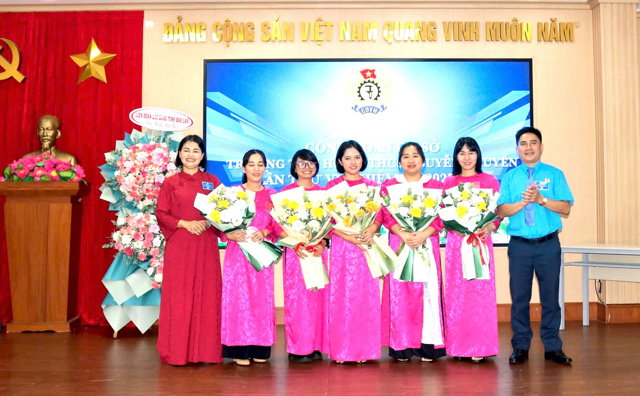 ĐẠI HỘI CÔNG ĐOÀN CƠ SỞ TRƯỜNG TIỂU HỌC & THCS NGUYỄN KHUYẾN  LẦN THỨ VI, NHIỆM KỲ 2025–2030
